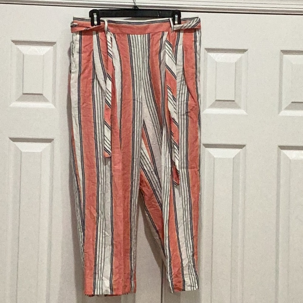 Capri pants